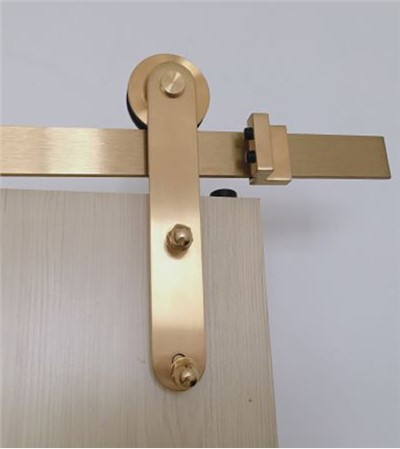 Guld stalddør hardware